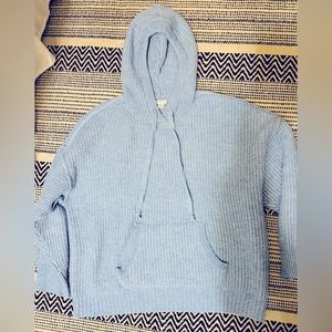 American Eagle oversized sweater with hood, new without tag size L fits like XL